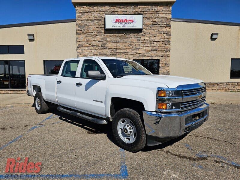 2015 Chevrolet Silverado 2500HD Work Truck Crew Cab 4WD
