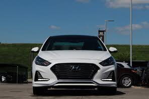 Hyundai Sonata Hybrid Limited FWD