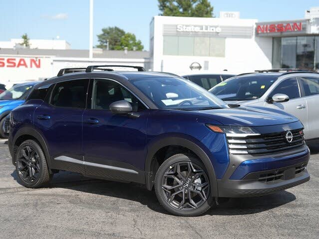 2025 Nissan Kicks SR AWD