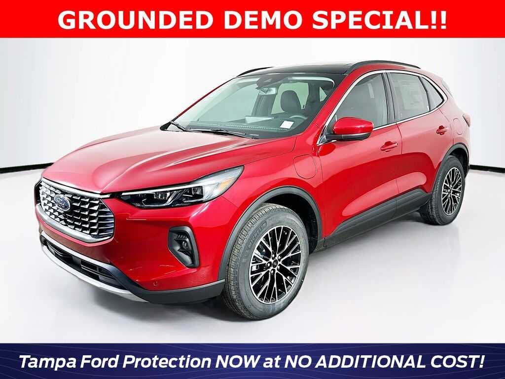 2025 Ford Escape Hybrid Plug-in FWD