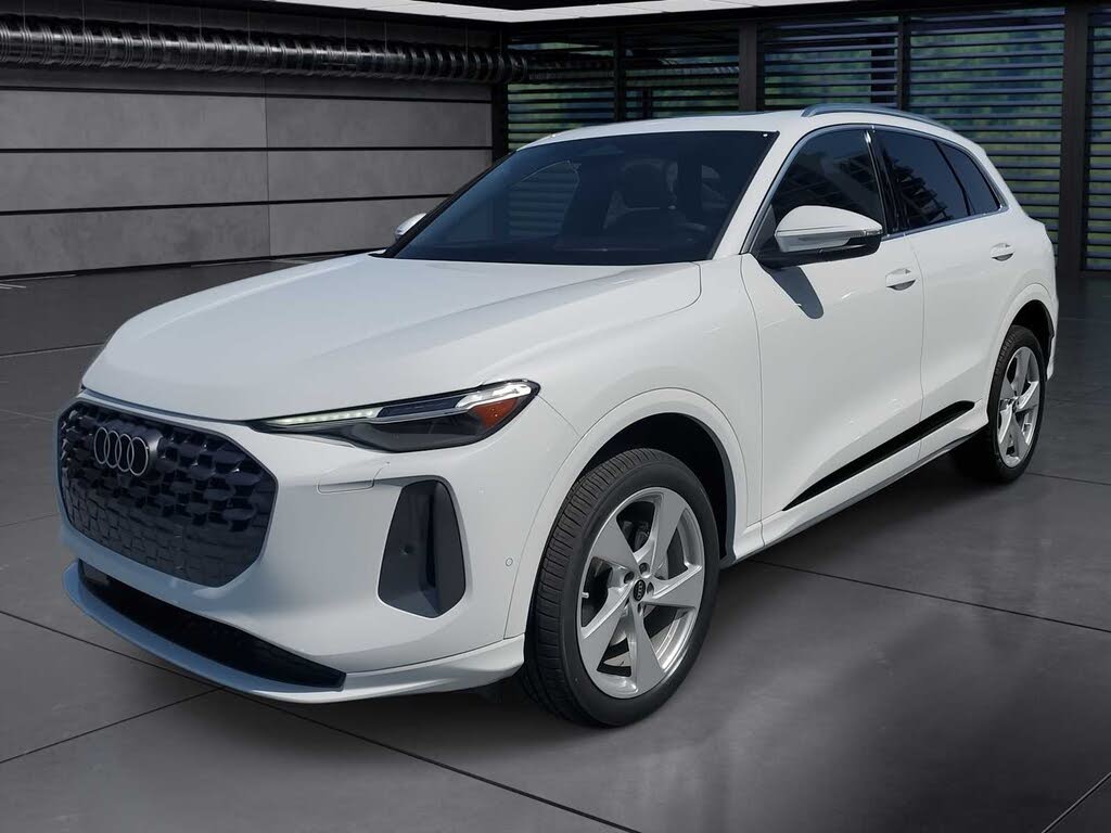 2025 Audi Q5 quattro Premium Plus 40 TFSI