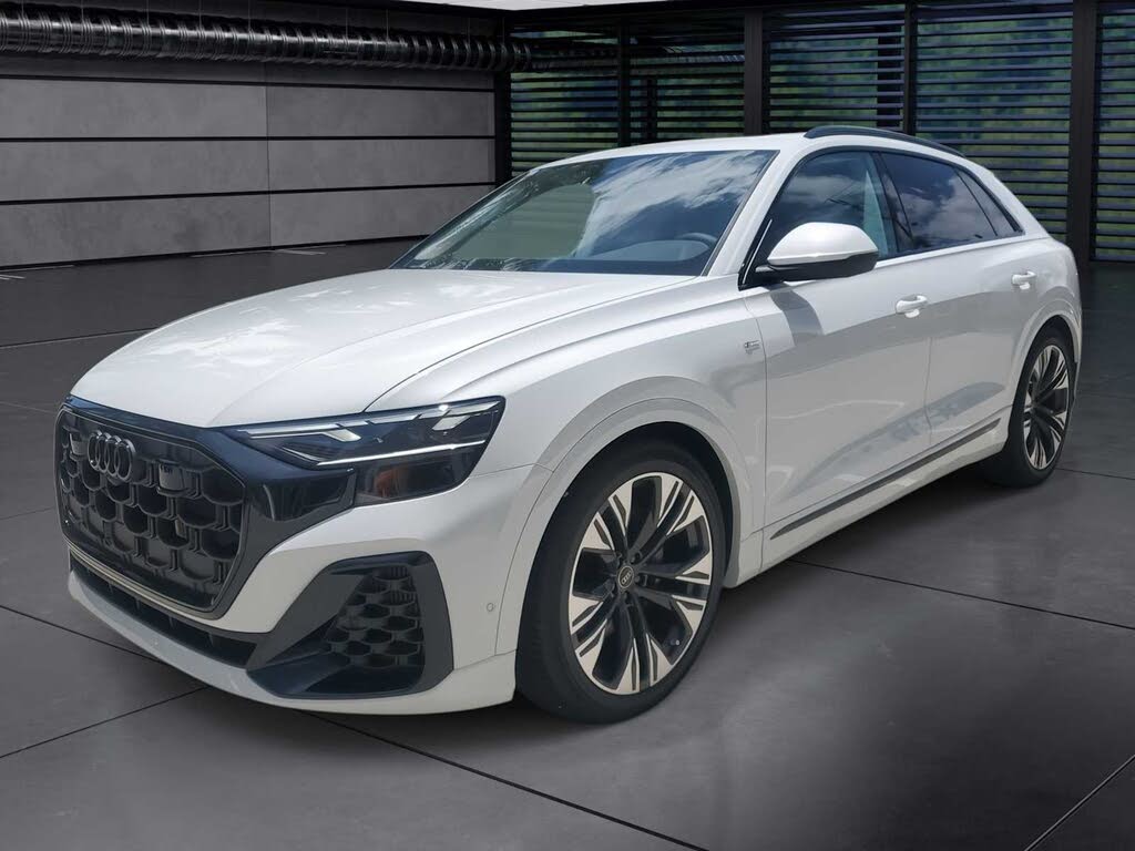 2025 Audi Q8 quattro Premium Plus 55 TFSI