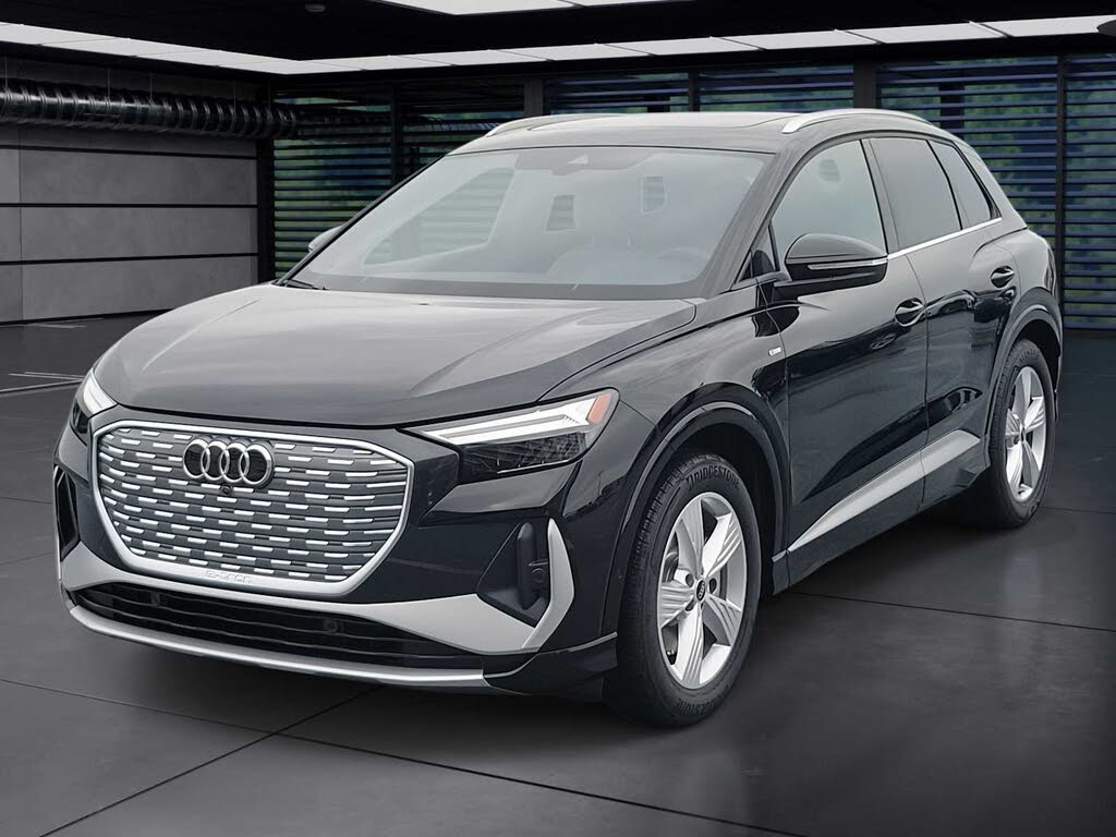 2026 Audi Q4 e-tron quattro Premium Plus 55