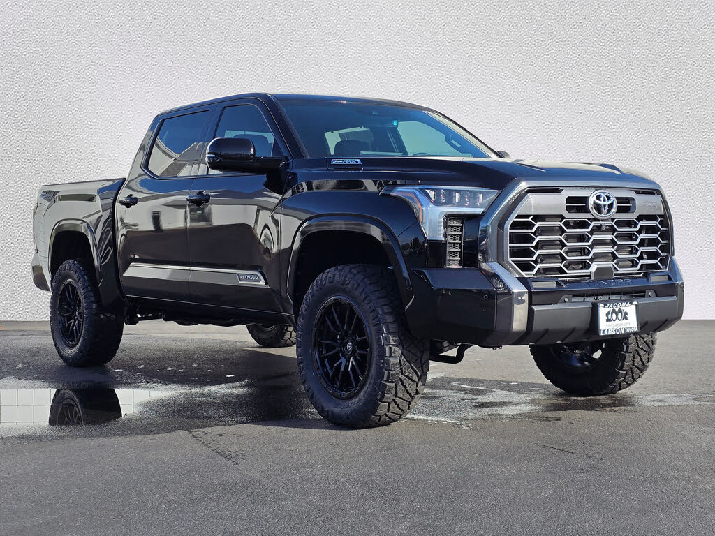 2025 Toyota Tundra Hybrid Platinum HV CrewMax Cab 4WD