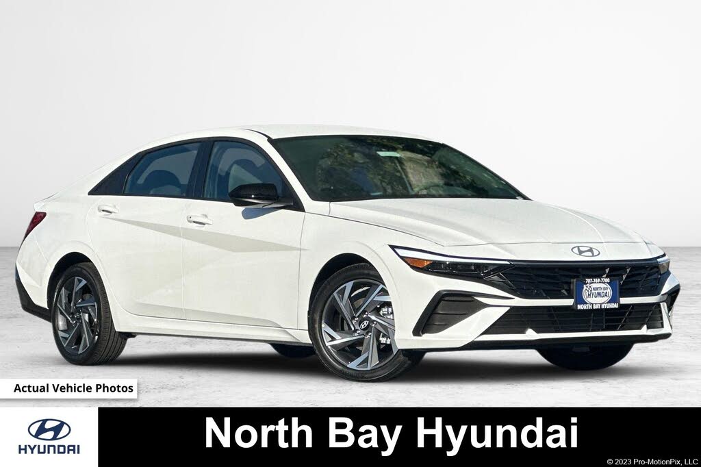 2025 Hyundai Elantra SEL Sport FWD
