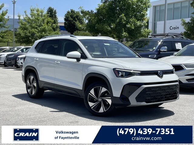 2025 Volkswagen Taos SE 4Motion