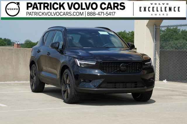 2026 Volvo XC40 B5 Ultra Black Edition AWD