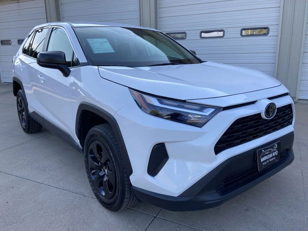2024 Toyota RAV4 LE AWD