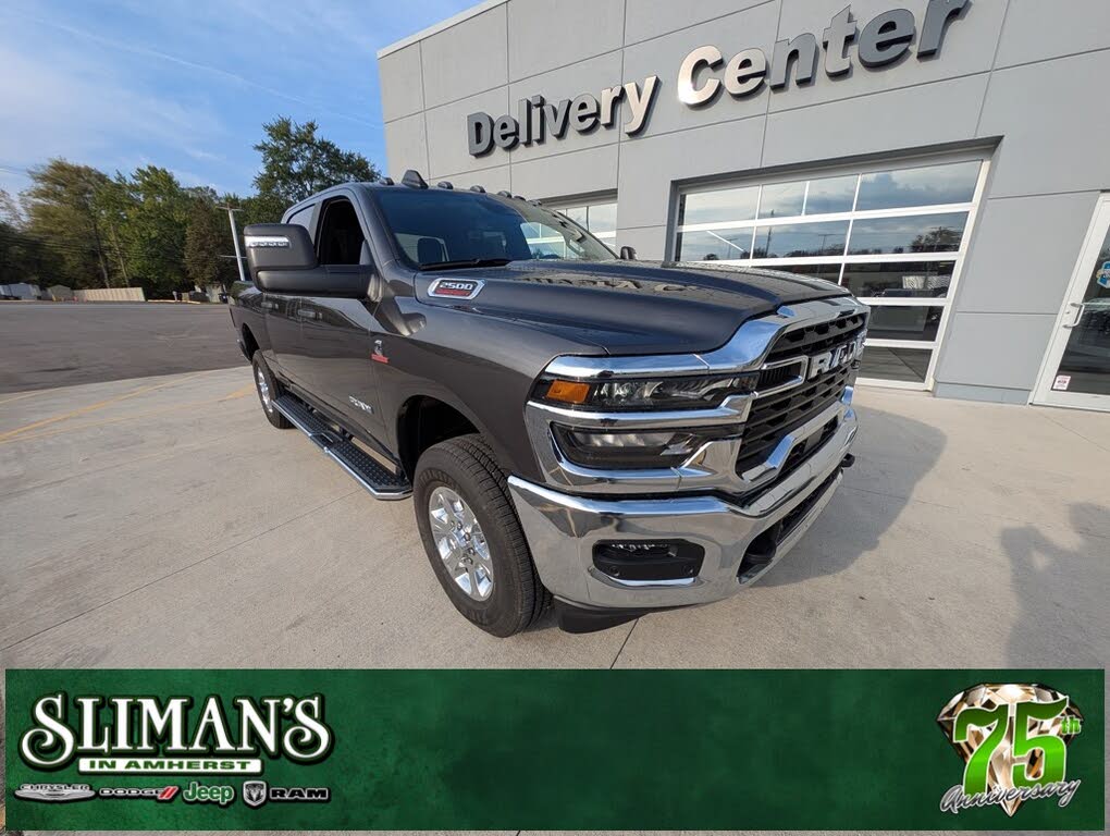 2025 RAM 2500 Big Horn Crew Cab 4WD