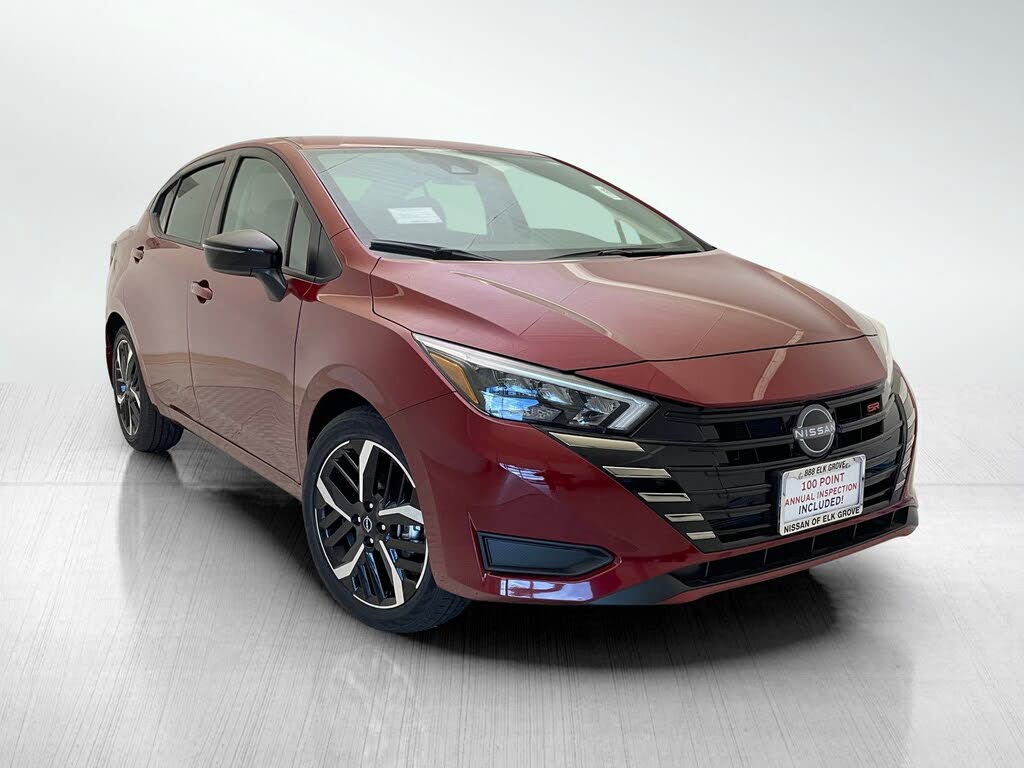 2025 Nissan Versa SR FWD