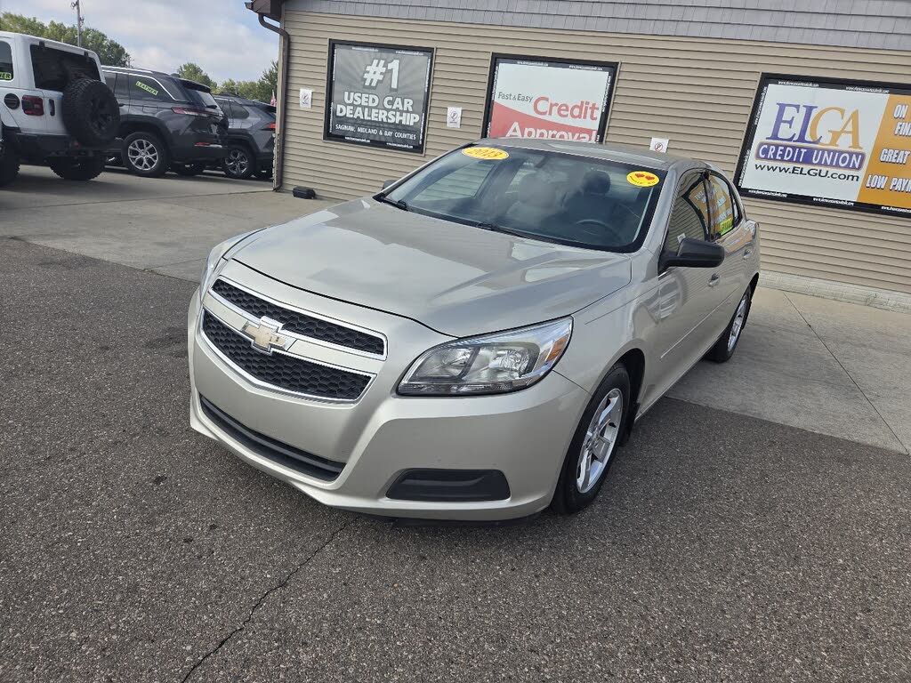 2013 Chevrolet Malibu LS FWD