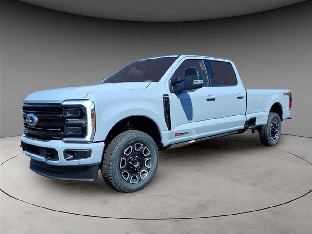 2026 Ford F-350 Super Duty Lariat Crew Cab 4WD
