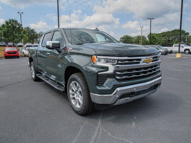 2026 Chevrolet Silverado 1500 LTZ Crew Cab 4WD