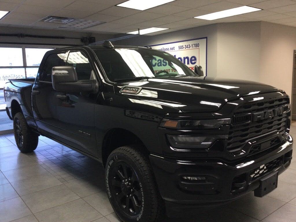 2026 RAM 2500 Big Horn Crew Cab 4WD