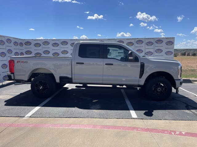 2026 Ford F-250 Super Duty XL Crew Cab 4WD