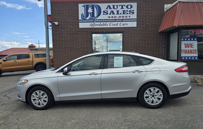 2014 Ford Fusion S