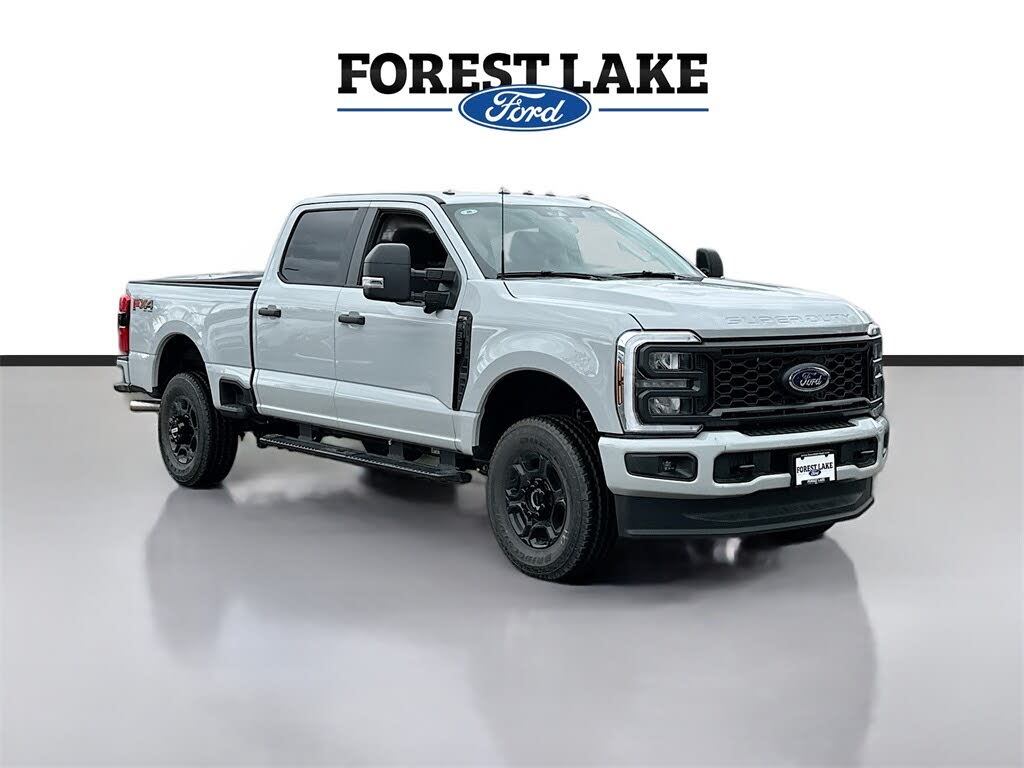 2026 Ford F-350 Super Duty XL Crew Cab 4WD