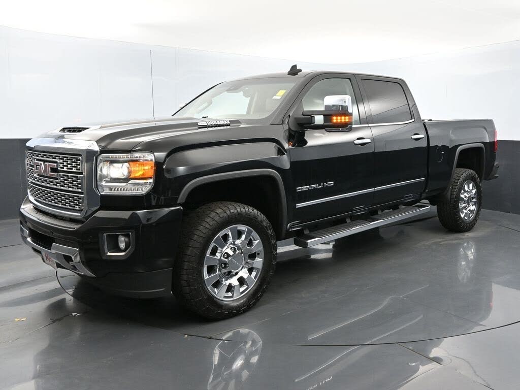 2019 GMC Sierra 2500HD Denali Crew Cab 4WD