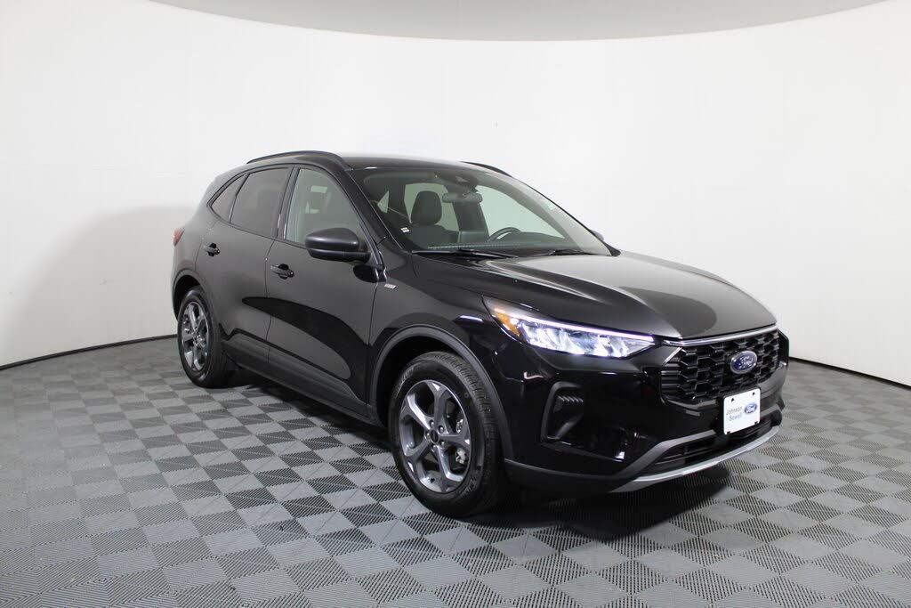 2025 Ford Escape ST-Line FWD