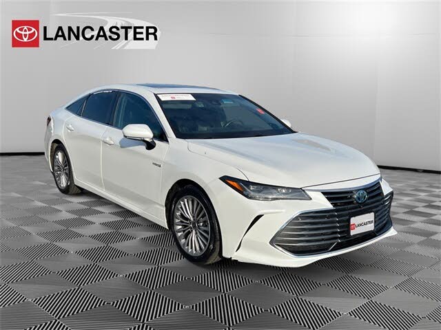2021 Toyota Avalon Hybrid Limited FWD