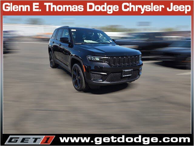 2025 Jeep Grand Cherokee Altitude RWD