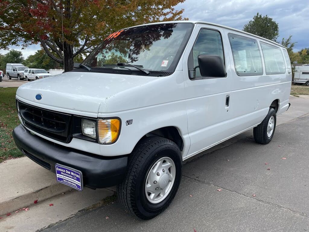1997 Ford E-Series E-350 XL Club Wagon Passenger Van Extended