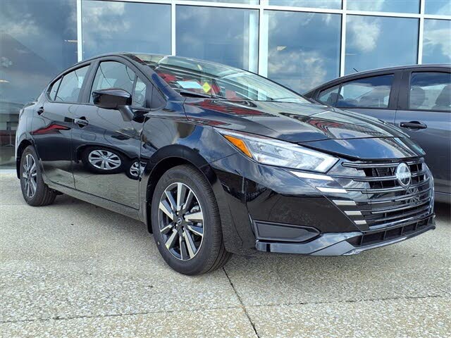2025 Nissan Versa SV FWD