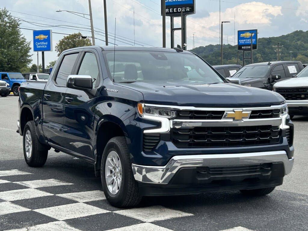 2023 Chevrolet Silverado 1500 LT Crew Cab 4WD