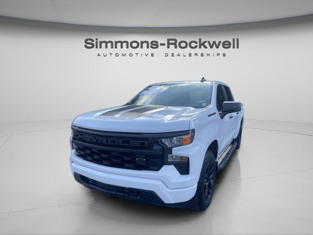 2023 Chevrolet Silverado 1500 Custom Crew Cab 4WD