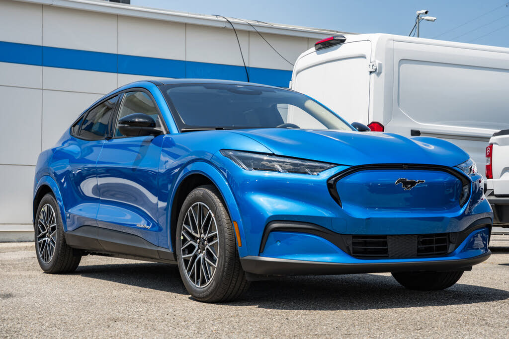 2025 Ford Mustang Mach-E Premium AWD