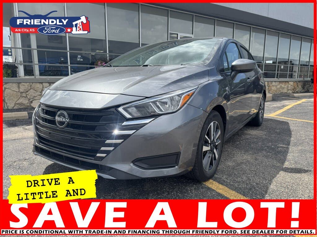 2023 Nissan Versa SV FWD