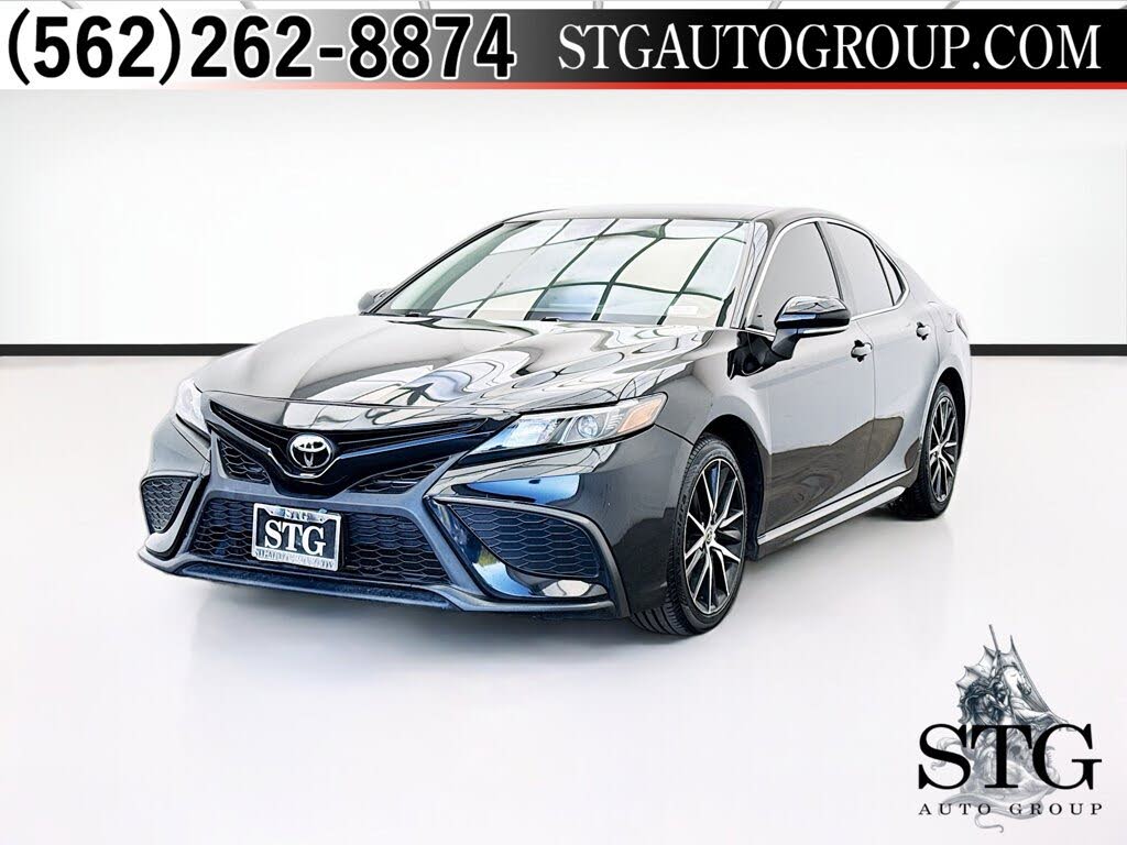 2023 Toyota Camry SE FWD