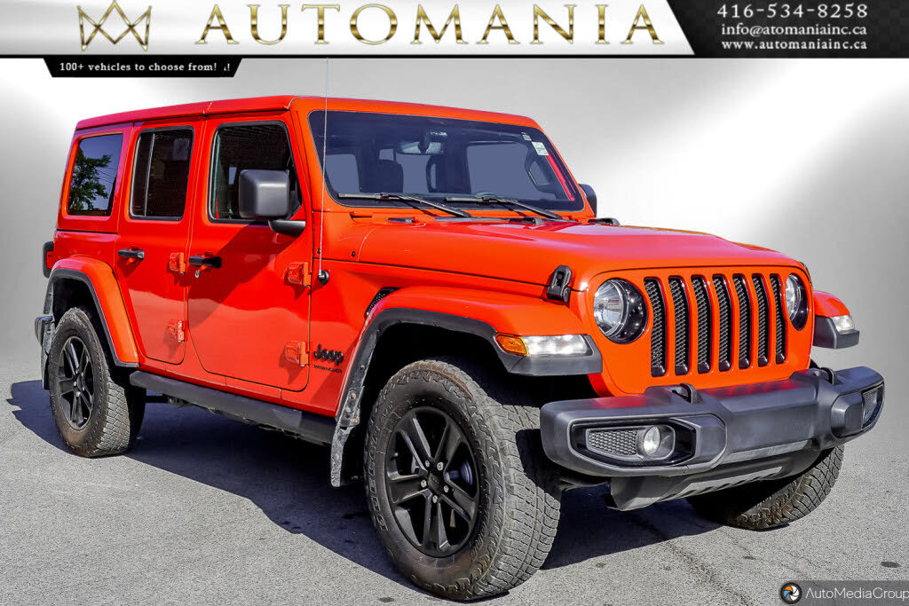 2023 Jeep Wrangler Sahara Altitude 4-Door 4WD