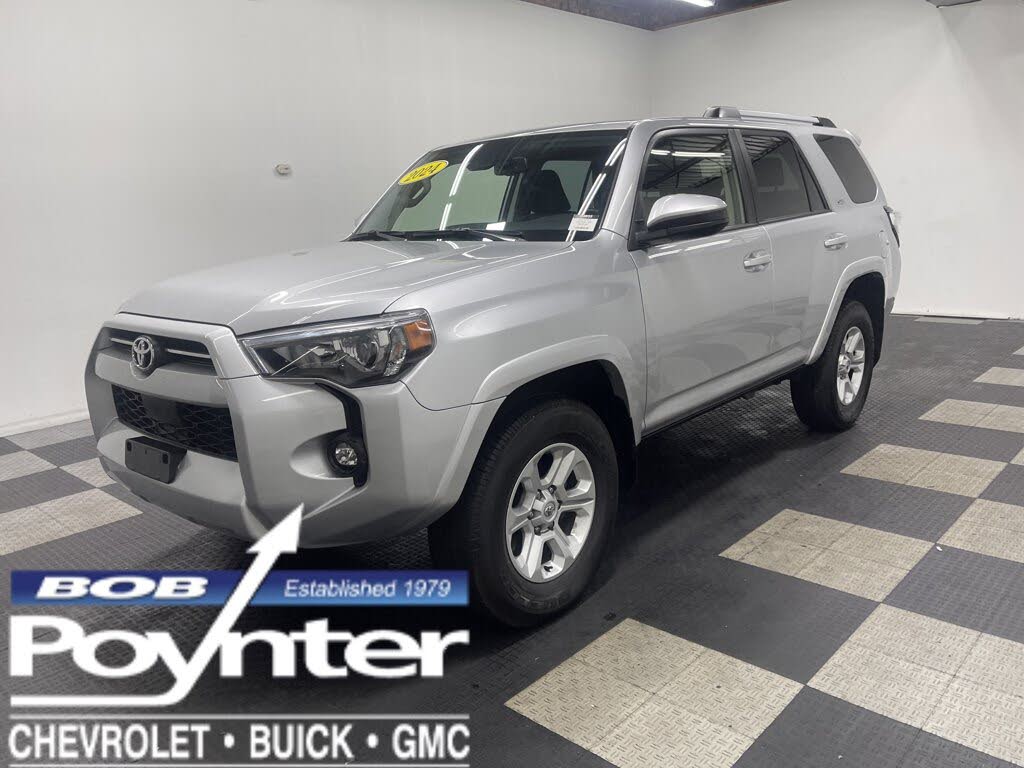 2024 Toyota 4Runner SR5 4WD