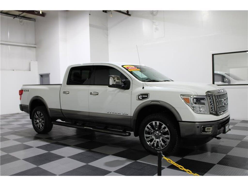 2019 Nissan Titan XD Platinum Reserve Crew Cab 4WD