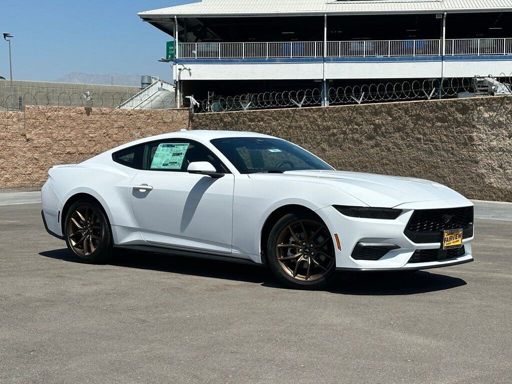 2025 Ford Mustang EcoBoost Premium Fastback RWD