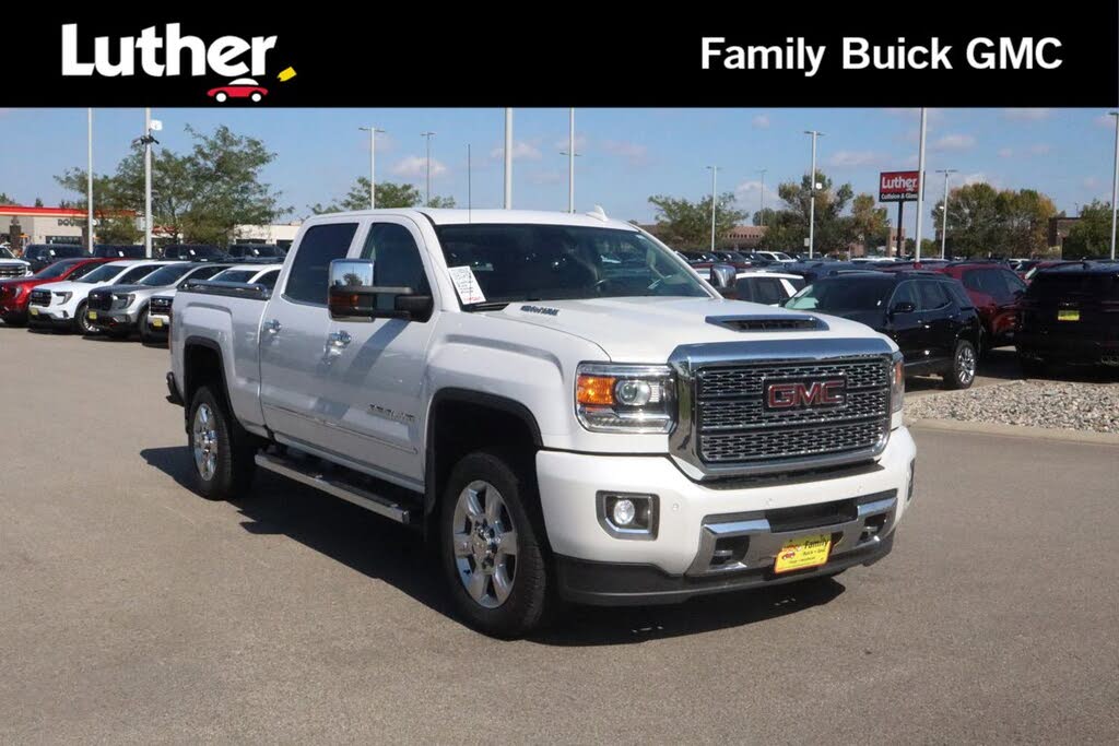 2019 GMC Sierra 2500HD Denali Crew Cab 4WD