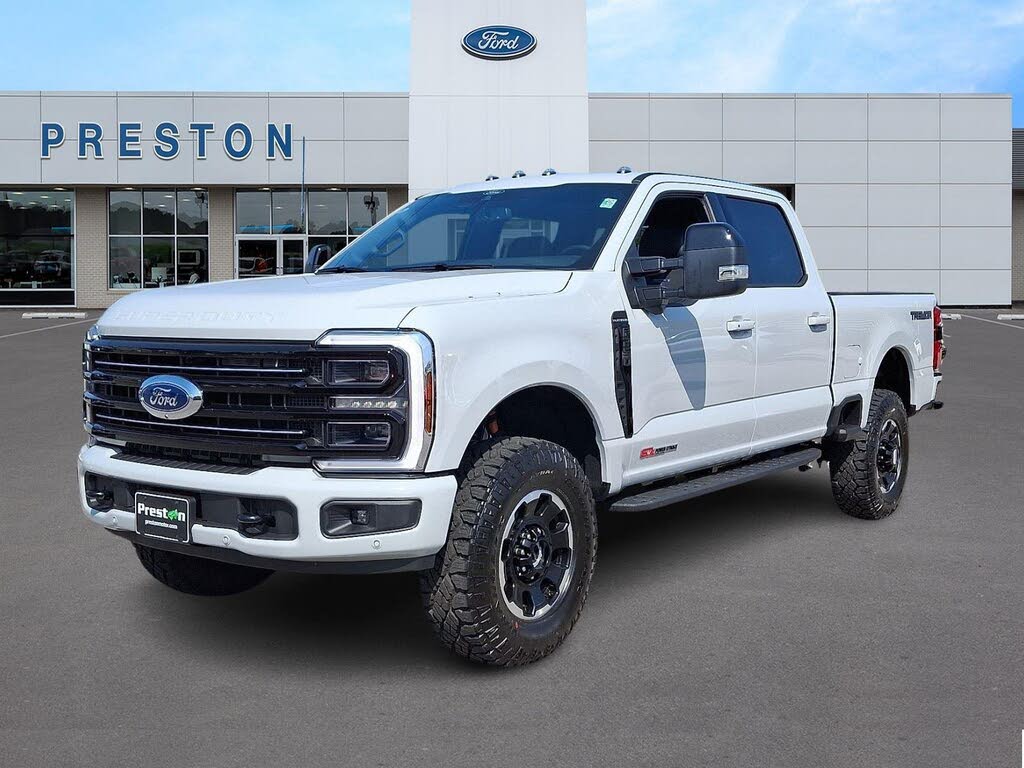 2026 Ford F-250 Super Duty Platinum Crew Cab 4WD