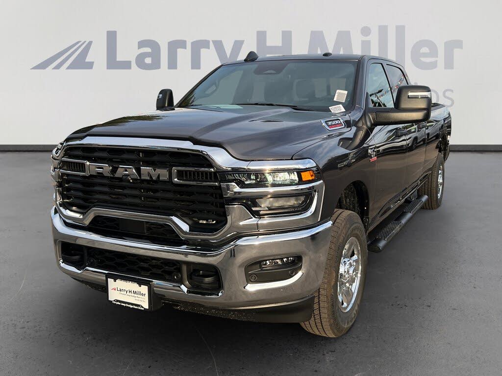 2026 RAM 3500 Tradesman Crew Cab LB 4WD