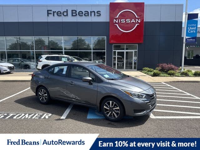 2025 Nissan Versa SV FWD