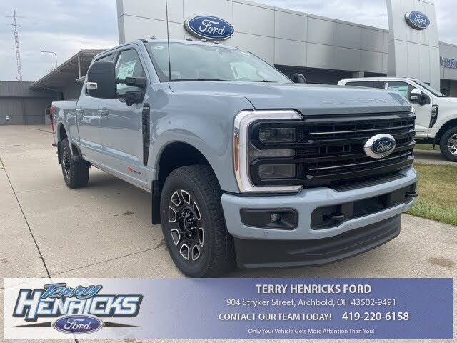2026 Ford F-250 Super Duty Platinum Crew Cab 4WD