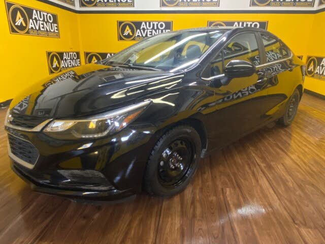 2017 Chevrolet Cruze LT Sedan FWD