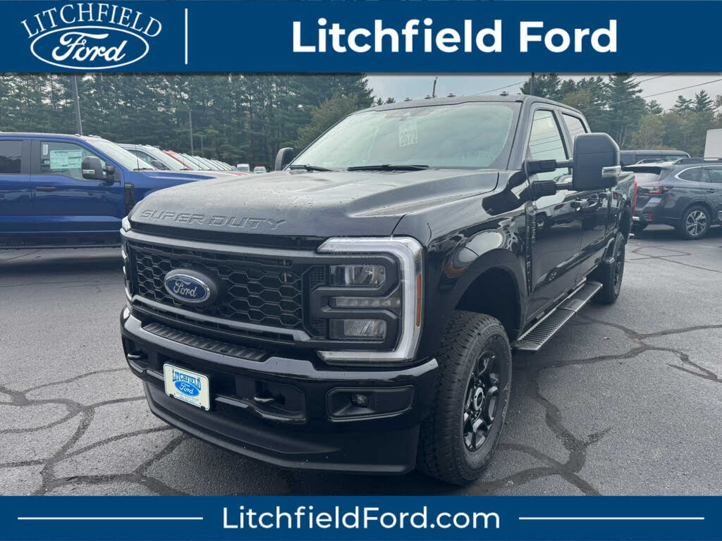 2026 Ford F-350 Super Duty XL Crew Cab 4WD
