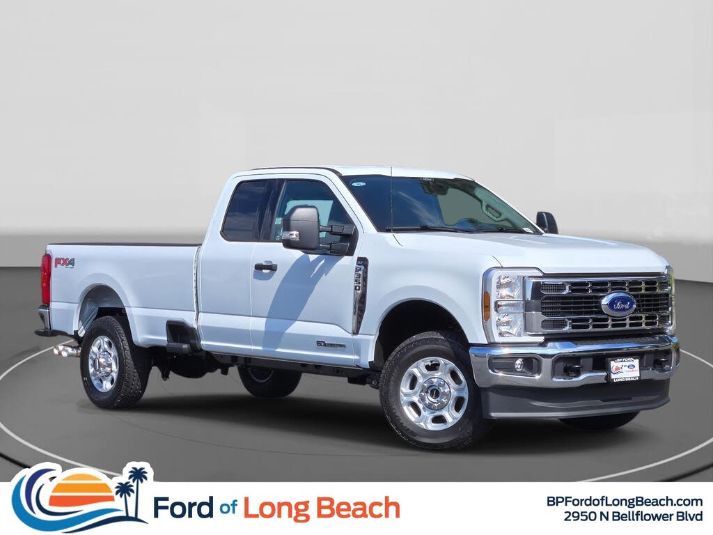 2026 Ford F-350 Super Duty XLT SuperCab 4WD