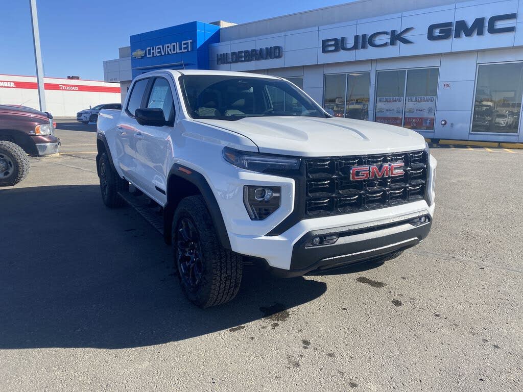 GMC Canyon Elevation Crew Cab 4WD 2025