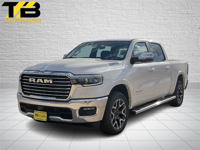 2026 RAM 1500 Laramie Crew Cab 4WD