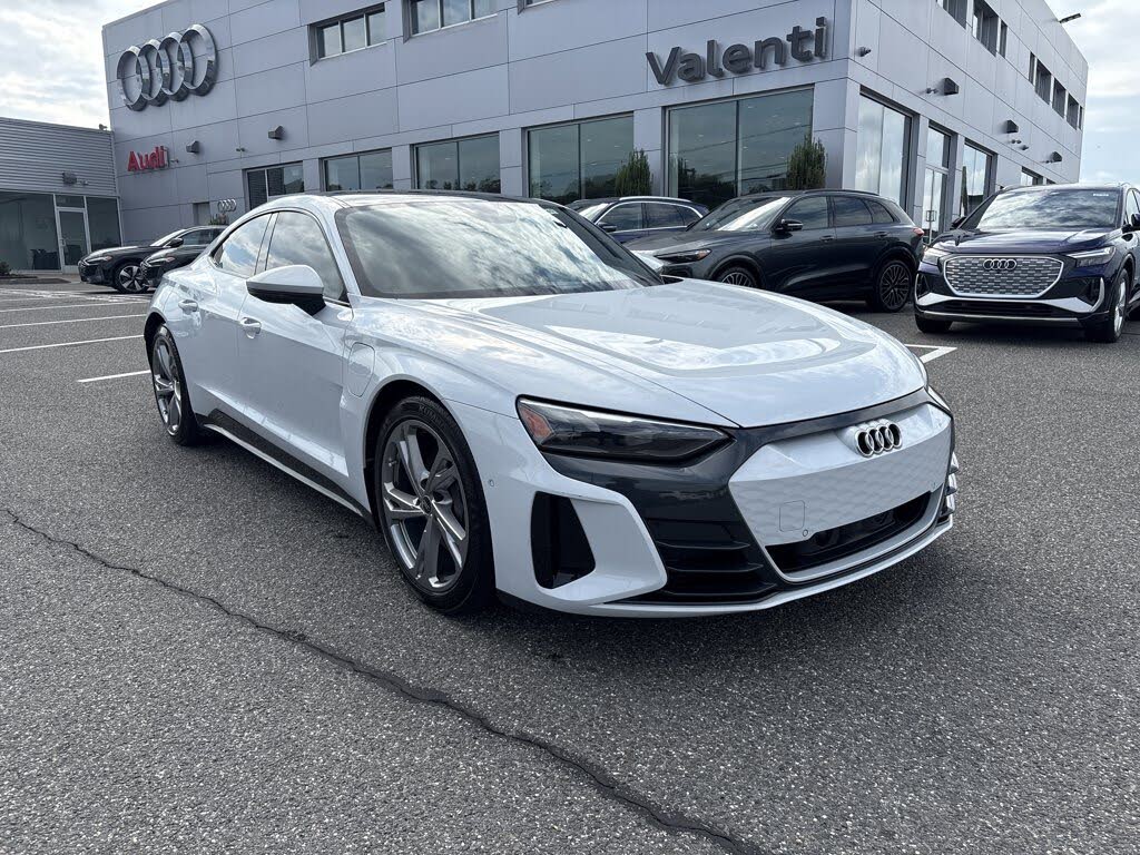 2023 Audi e-tron GT quattro Prestige AWD