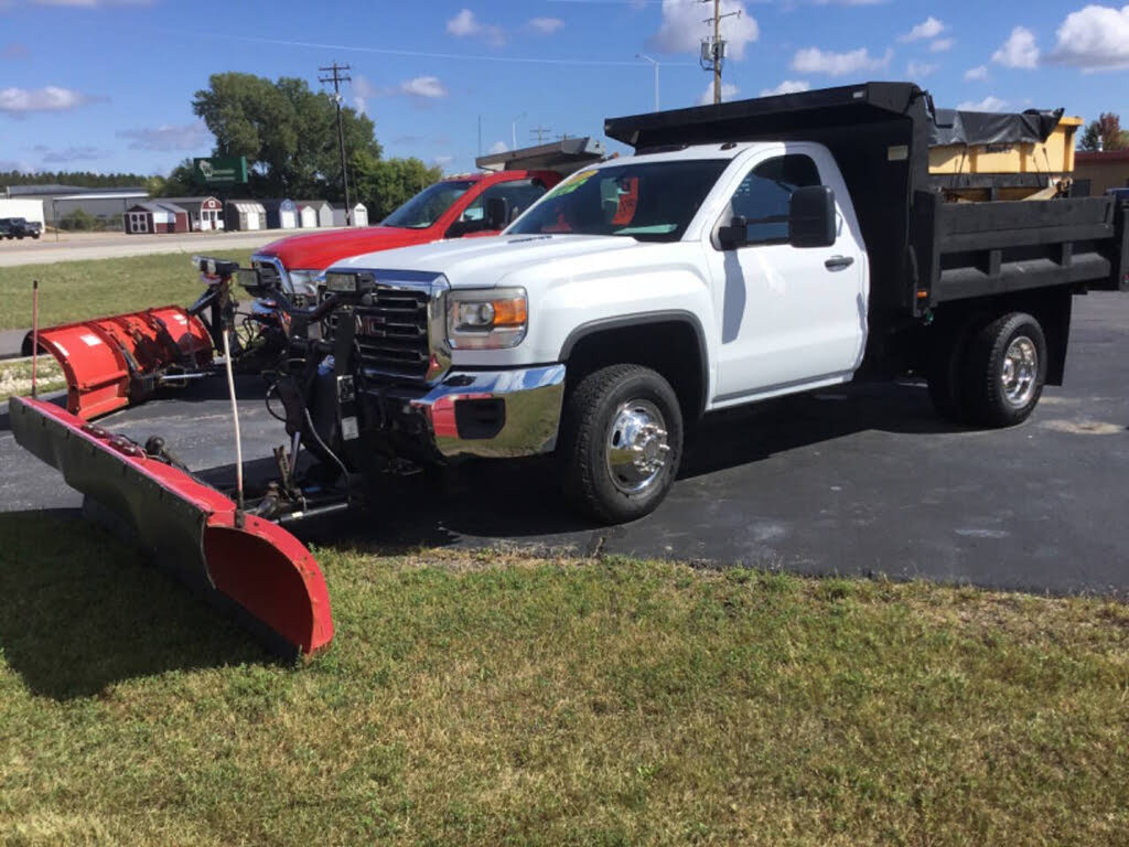 2015 GMC Sierra 3500HD Chassis Regular Cab 4WD