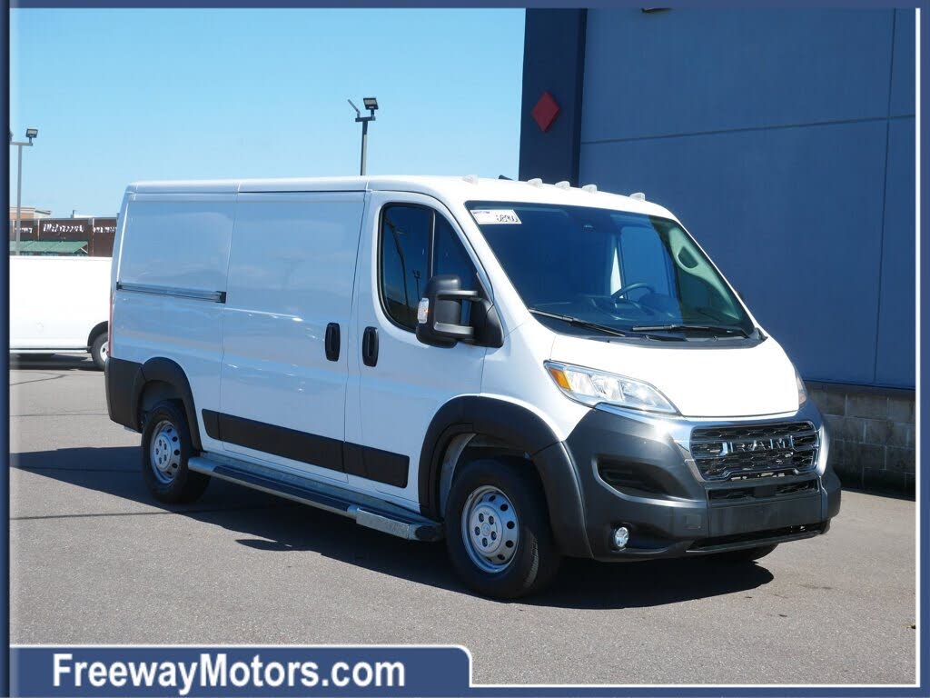 2023 RAM ProMaster 2500 136 Low Roof Cargo Van FWD