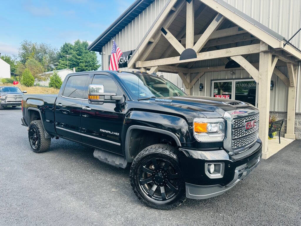 2019 GMC Sierra 2500HD Denali Crew Cab 4WD